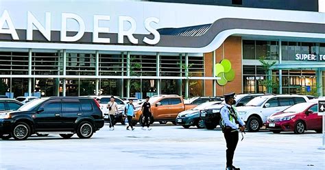 arca south landers|Landers Superstore launches 9th store in Arca South .